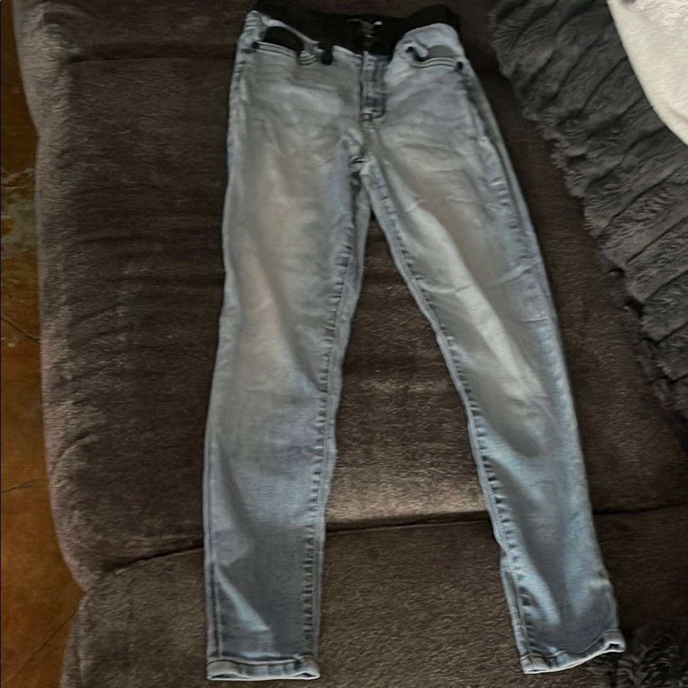 Women's Light Blue Jeans
